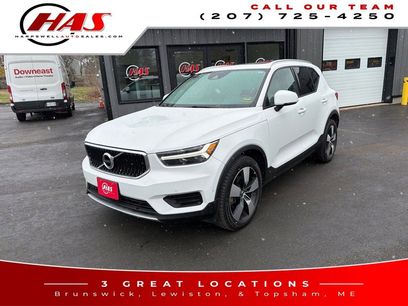 Used 2019 Volvo XC40 T5 Momentum