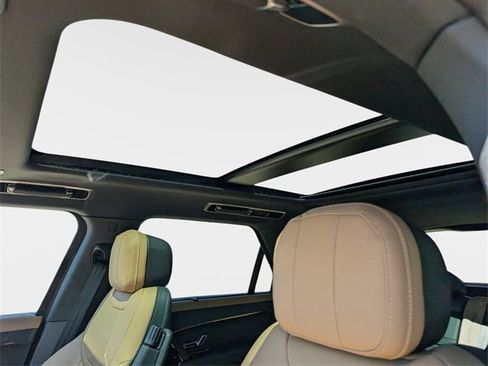 New 2025 Land Rover Range Rover Sport Dynamic SE image 6