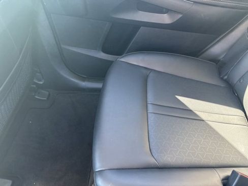 Used 2023 Kia Sorento S w/ Panoramic Sunroof Package image 15