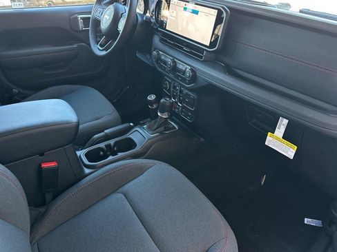 New 2026 Jeep Gladiator Rubicon image 12