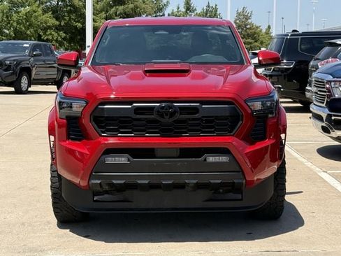 Used 2024 Toyota Tacoma TRD Sport AWD/4WD image 7