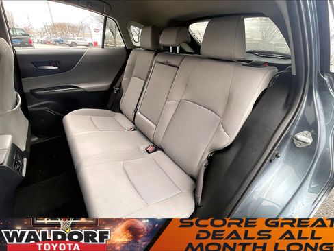 Used 2023 Toyota Venza LE image 30
