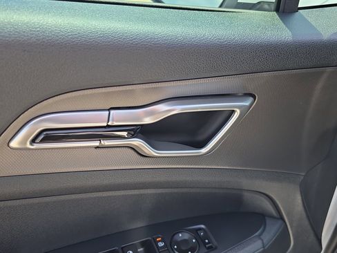 New 2026 Kia Sportage LX FWD image 18