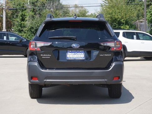 Used 2023 Subaru Outback Premium AWD/4WD image 4