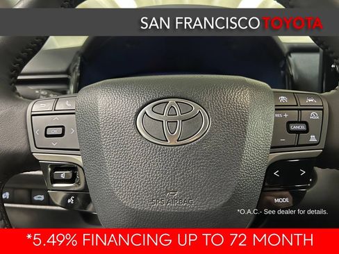 Used 2026 Toyota Camry XLE FWD image 31