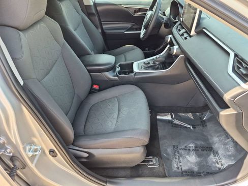 Used 2024 Toyota RAV4 XLE w/ Weather Package AWD/4WD image 30