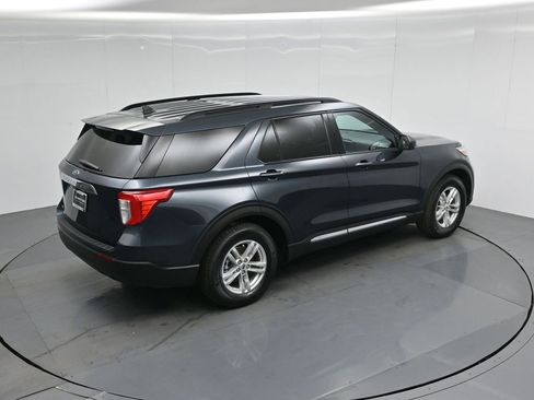 Certified 2022 Ford Explorer XLT image 43