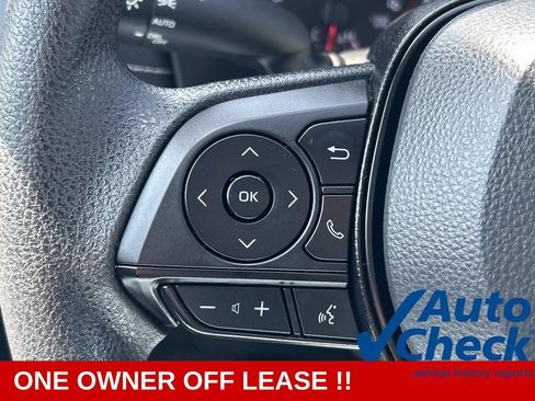 Used 2022 Toyota RAV4 XLE AWD/4WD image 22