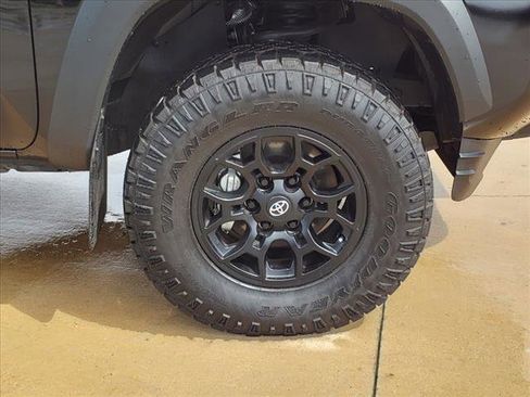 Certified 2023 Toyota Tacoma SR5 w/ SX Package image 14