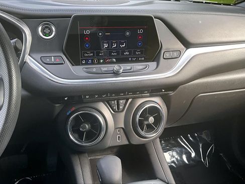 Used 2021 Chevrolet Blazer LT FWD image 34