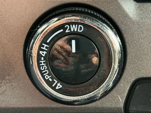 Certified 2019 Toyota Tacoma TRD Sport AWD/4WD image 35