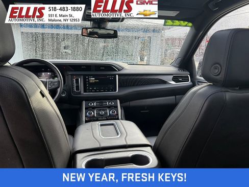 Used 2022 GMC Yukon XL Denali image 21