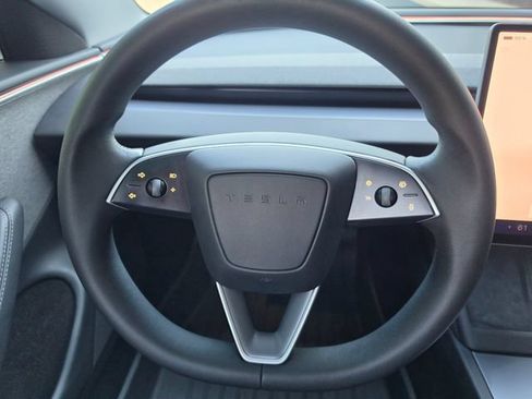 Used 2025 Tesla Model 3 Long Range RWD image 31