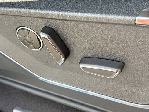 Used 2025 Ford F150 Platinum w/ Equipment Group 702A High image 11