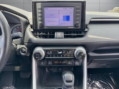 Certified 2022 Toyota RAV4 XLE w/ Convenience Package AWD/4WD image 15