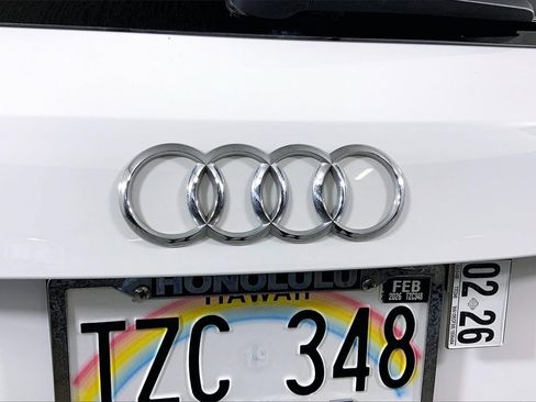 Used 2020 Audi Q3 2.0T Premium w/ Convenience Package image 31