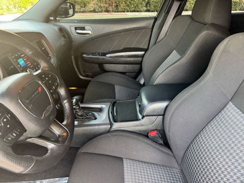 Used 2023 Dodge Charger R/T w/ Blacktop Package image 21