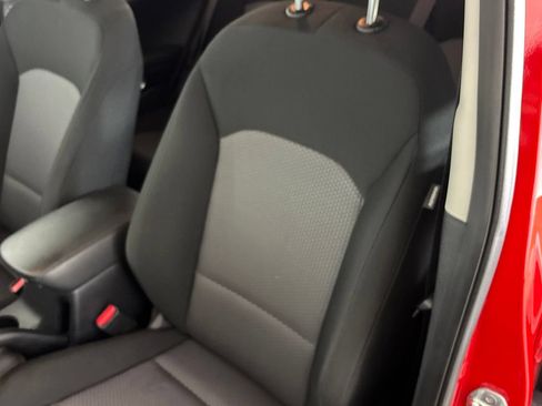 Used 2024 Kia Soul LX w/ Option Group 015 FWD image 21