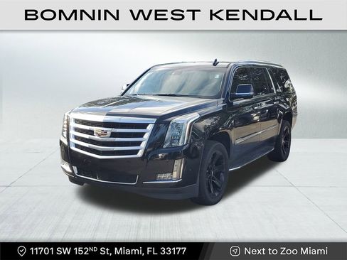 Used 2019 Cadillac Escalade ESV Premium Luxury image 3