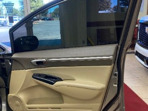 Used 2006 Honda Civic Hybrid Sedan image 13