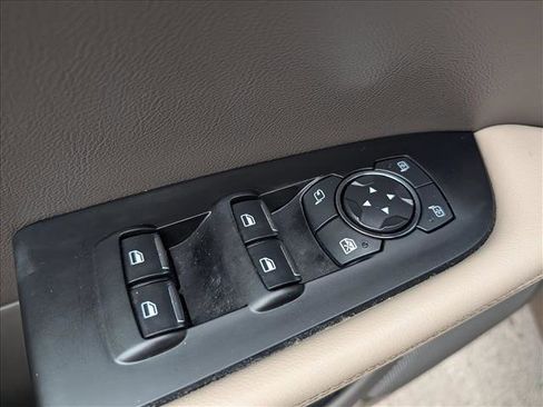 Certified 2022 Lincoln Nautilus Reserve image 32