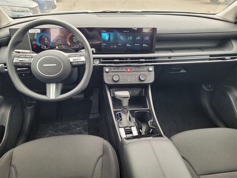 New 2026 Hyundai Tucson SE image 7