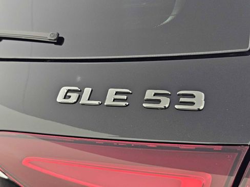 New 2025 Mercedes-Benz GLE 53 AMG 4MATIC image 11