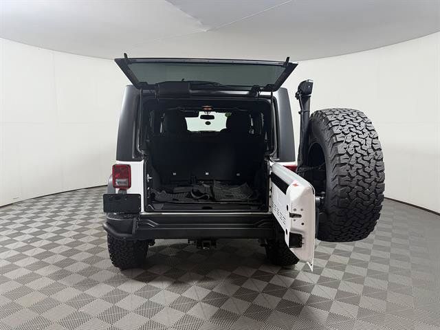 Used 2014 Jeep Wrangler Unlimited Sport w/ Quick Order Package 24S AWD/4WD image 21