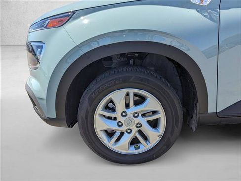 Certified 2026 Hyundai Venue SE FWD image 19