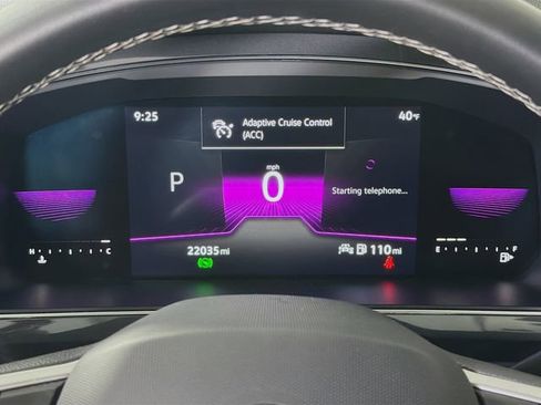 Used 2023 Volkswagen Tiguan SE R-Line image 13