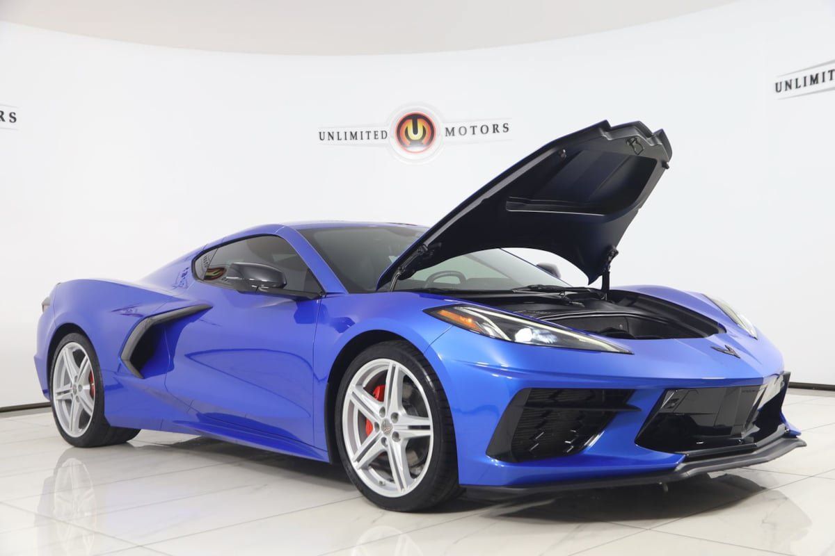 Used 2024 Chevrolet Corvette Stingray Preferred Cpe w/ 2LT RWD image 25