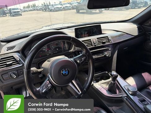 Used 2017 BMW M4 Convertible RWD image 7