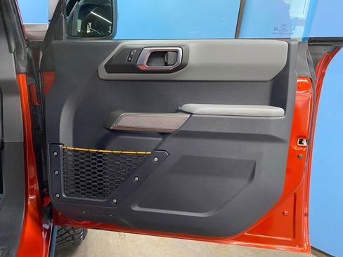 Used 2023 Ford Bronco Badlands image 50