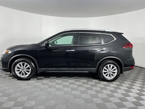 Used 2020 Nissan Rogue S w/ Special Edition Package FWD image 7