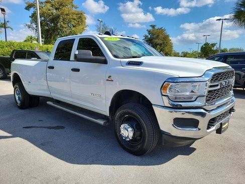 Used 2022 RAM 3500 Tradesman image 3
