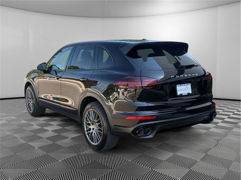 Used 2018 Porsche Cayenne S Platinum AWD/4WD image 3