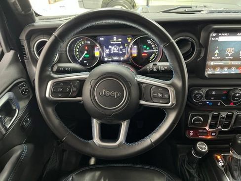 Used 2022 Jeep Wrangler Unlimited Rubicon 4xe AWD/4WD image 60
