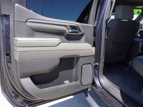 Used 2024 Chevrolet Silverado 1500 ZR2 image 18