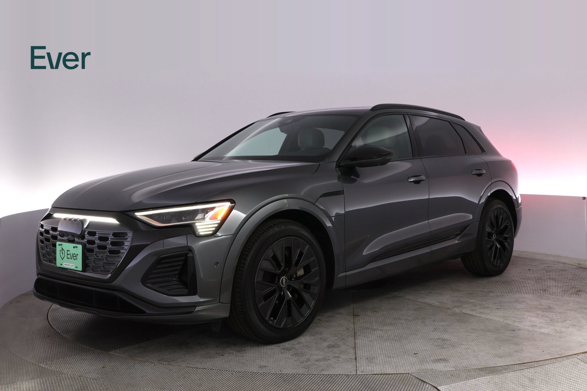 Used 2024 Audi Q8 e-tron Prestige AWD/4WD image 2