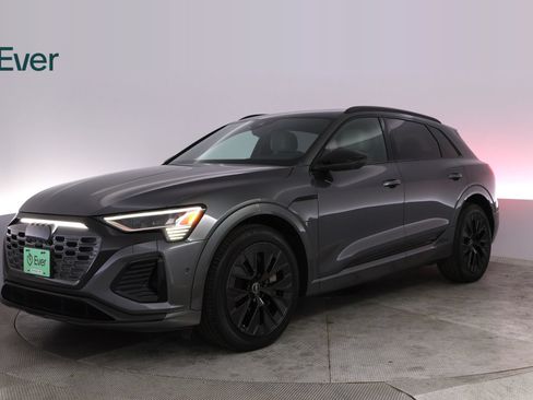 Used 2024 Audi Q8 e-tron Prestige AWD/4WD image 2