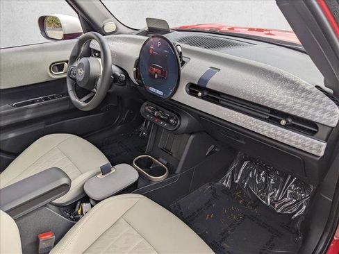 Certified 2025 MINI Cooper S image 20