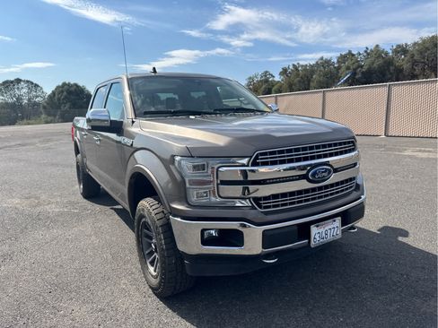 Used 2020 Ford F150 Lariat w/ Equipment Group 502A Luxury AWD/4WD image 3