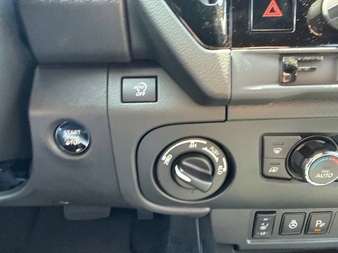 New 2026 Nissan Frontier SV w/ SV Convenience Package AWD/4WD image 24