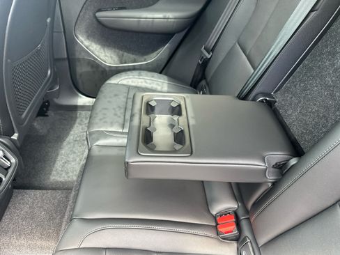 Used 2026 Volvo XC40 B5 Core w/ Protection Package Premier AWD/4WD image 24