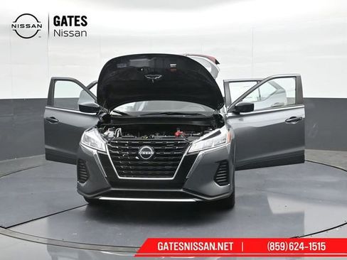 Used 2025 Nissan Kicks Play S image 60