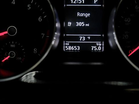 Used 2017 Volkswagen Jetta SEL FWD image 22
