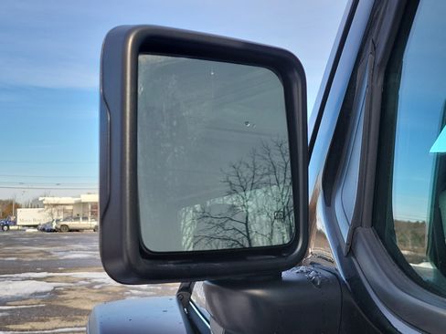 Used 2024 Jeep Wrangler Willys image 10