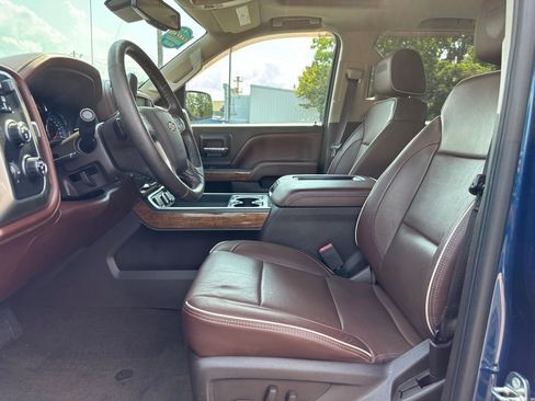 Used 2017 Chevrolet Silverado 1500 High Country w/ High Desert Package AWD/4WD image 20