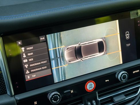 Certified 2023 Porsche Macan GTS AWD/4WD image 35