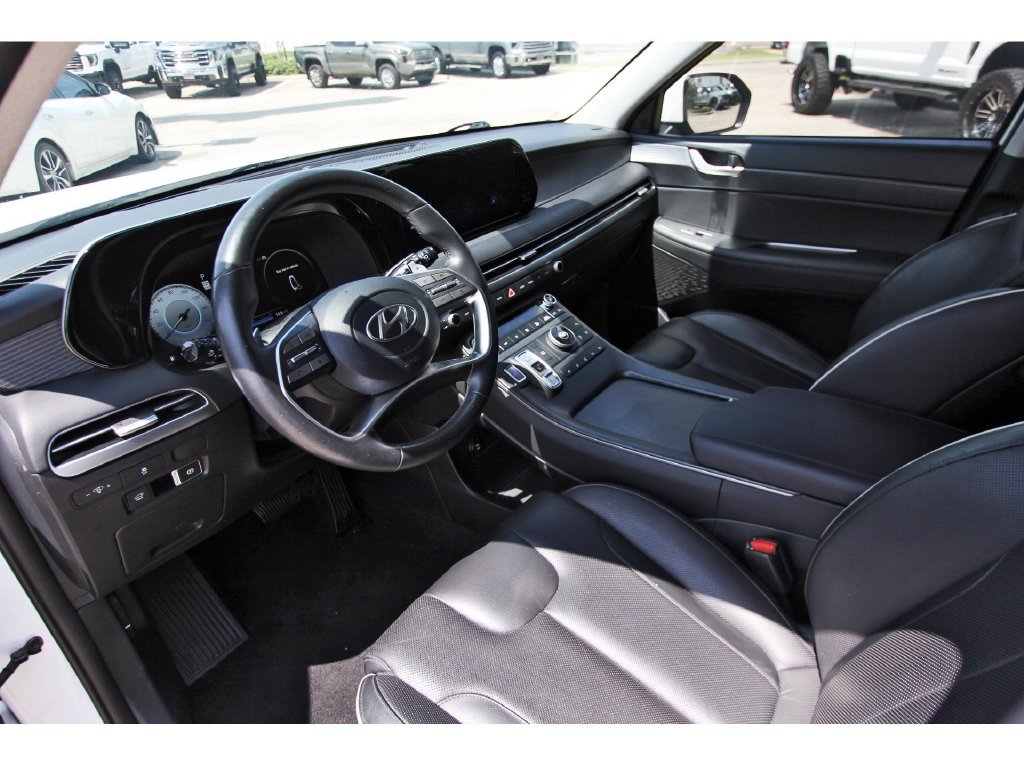 Used 2023 Hyundai Palisade Limited FWD image 17